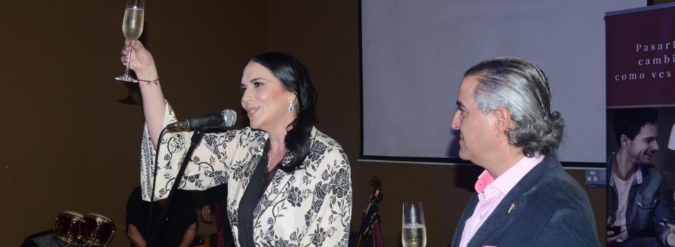 vinos_experta_gente_poblado